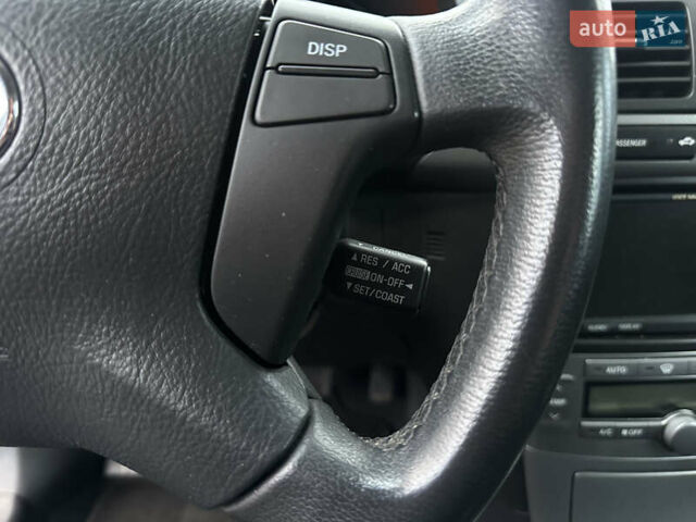 Чорний Тойота Авенсіс, об'ємом двигуна 2 л та пробігом 264 тис. км за 7500 $, фото 33 на Automoto.ua