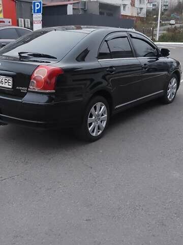 Черный Тойота Авенсис, объемом двигателя 2 л и пробегом 278 тыс. км за 6300 $, фото 6 на Automoto.ua