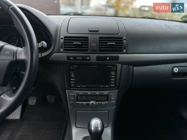 Чорний Тойота Авенсіс, об'ємом двигуна 2 л та пробігом 264 тис. км за 7500 $, фото 36 на Automoto.ua