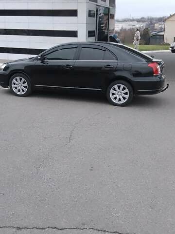 Черный Тойота Авенсис, объемом двигателя 2 л и пробегом 278 тыс. км за 6300 $, фото 2 на Automoto.ua