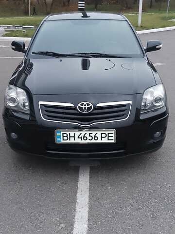 Черный Тойота Авенсис, объемом двигателя 2 л и пробегом 278 тыс. км за 6300 $, фото 4 на Automoto.ua