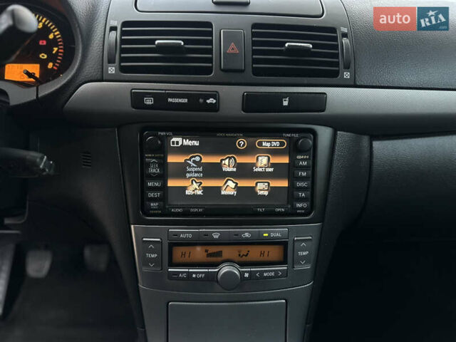 Чорний Тойота Авенсіс, об'ємом двигуна 2 л та пробігом 264 тис. км за 7500 $, фото 37 на Automoto.ua