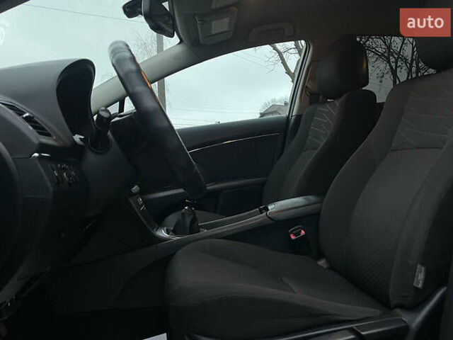 Фіолетовий Тойота Авенсіс, об'ємом двигуна 2.23 л та пробігом 320 тис. км за 8100 $, фото 19 на Automoto.ua