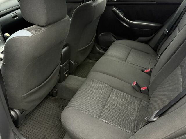 Коричневый Тойота Авенсис, объемом двигателя 2 л и пробегом 280 тыс. км за 3300 $, фото 8 на Automoto.ua