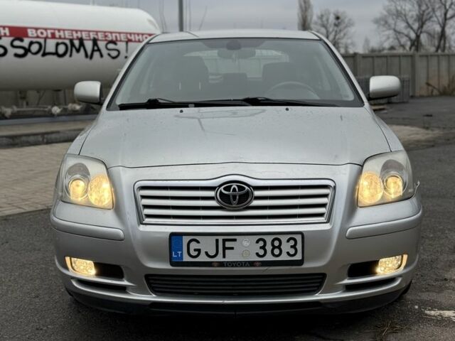 Коричневый Тойота Авенсис, объемом двигателя 2 л и пробегом 280 тыс. км за 3300 $, фото 5 на Automoto.ua