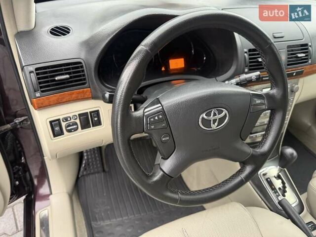 Коричневый Тойота Авенсис, объемом двигателя 2 л и пробегом 139 тыс. км за 8600 $, фото 18 на Automoto.ua