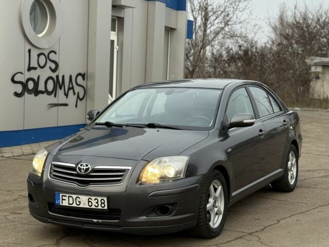 Коричневый Тойота Авенсис, объемом двигателя 2 л и пробегом 200 тыс. км за 3300 $, фото 6 на Automoto.ua