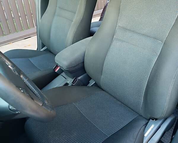 Коричневый Тойота Авенсис, объемом двигателя 1.79 л и пробегом 222 тыс. км за 7000 $, фото 13 на Automoto.ua