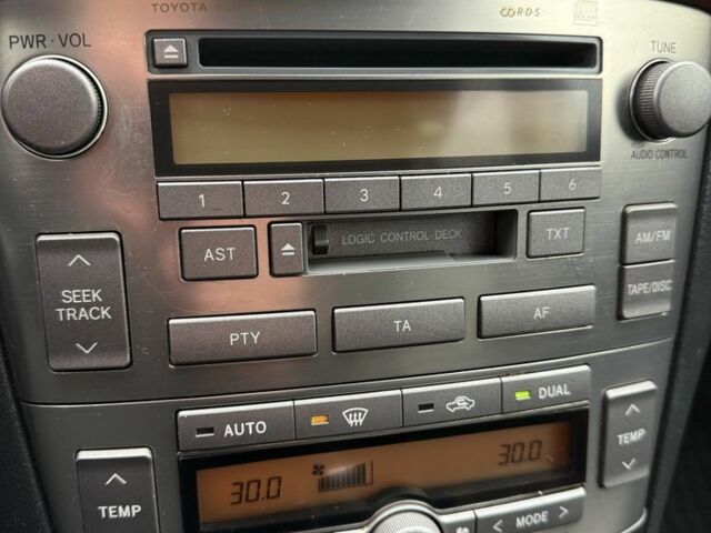 Коричневый Тойота Авенсис, объемом двигателя 2 л и пробегом 390 тыс. км за 2650 $, фото 11 на Automoto.ua