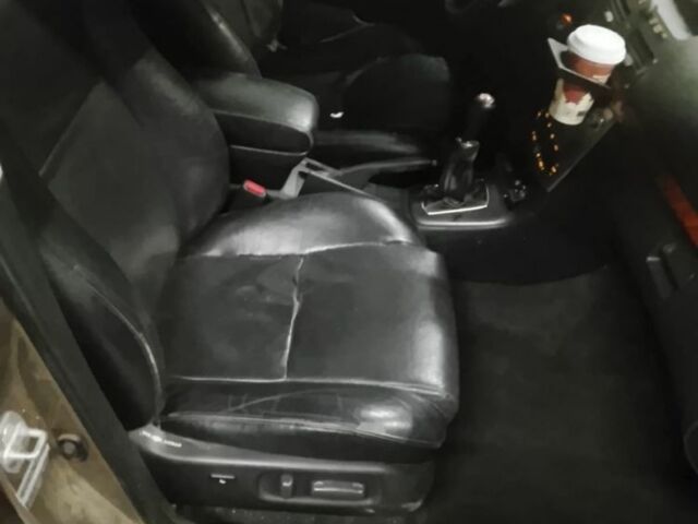 Коричневый Тойота Авенсис, объемом двигателя 2 л и пробегом 300 тыс. км за 1850 $, фото 4 на Automoto.ua