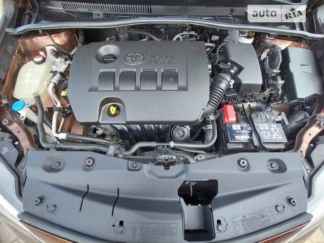 Коричневий Тойота Авенсіс, об'ємом двигуна 1.8 л та пробігом 193 тис. км за 16500 $, фото 28 на Automoto.ua