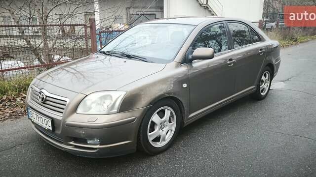 Коричневый Тойота Авенсис, объемом двигателя 2 л и пробегом 370 тыс. км за 4500 $, фото 8 на Automoto.ua