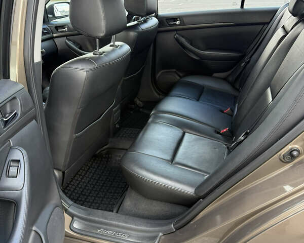 Коричневый Тойота Авенсис, объемом двигателя 2 л и пробегом 370 тыс. км за 6800 $, фото 9 на Automoto.ua