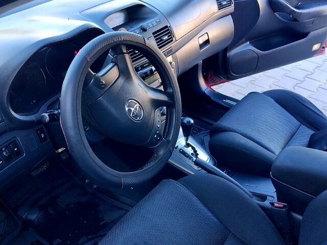 Червоний Тойота Авенсіс, об'ємом двигуна 2 л та пробігом 0 тис. км за 5200 $, фото 5 на Automoto.ua