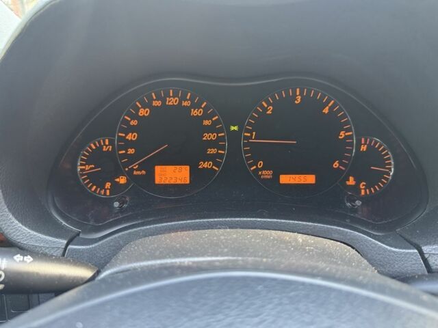 Червоний Тойота Авенсіс, об'ємом двигуна 2 л та пробігом 322 тис. км за 2450 $, фото 14 на Automoto.ua