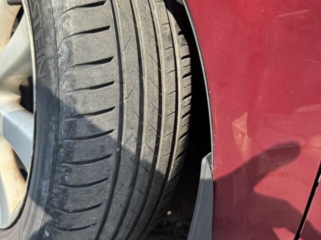 Червоний Тойота Авенсіс, об'ємом двигуна 2 л та пробігом 322 тис. км за 2450 $, фото 11 на Automoto.ua