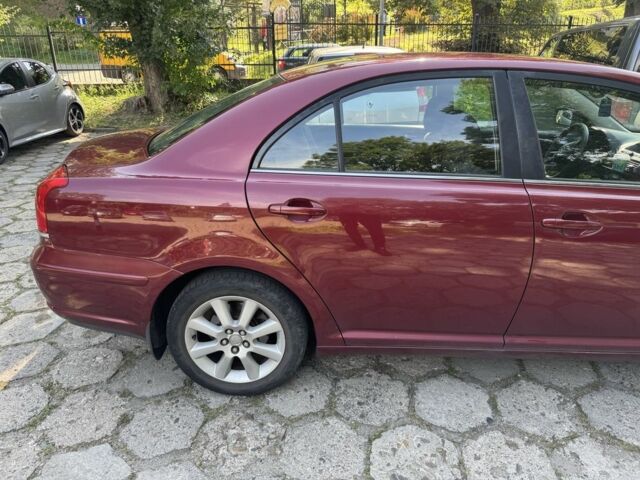 Червоний Тойота Авенсіс, об'ємом двигуна 2 л та пробігом 322 тис. км за 2450 $, фото 5 на Automoto.ua