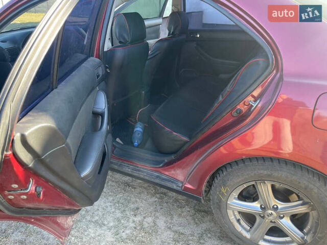 Червоний Тойота Авенсіс, об'ємом двигуна 1.8 л та пробігом 170 тис. км за 5200 $, фото 9 на Automoto.ua