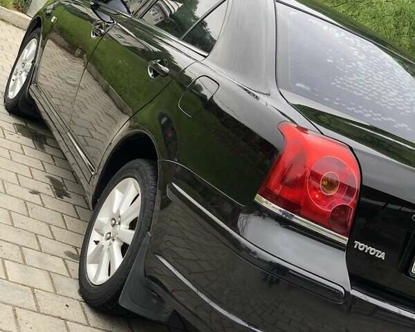 Червоний Тойота Авенсіс, об'ємом двигуна 1.8 л та пробігом 330 тис. км за 5450 $, фото 12 на Automoto.ua