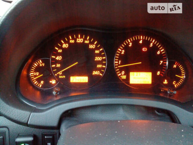 Красный Тойота Авенсис, объемом двигателя 1.8 л и пробегом 275 тыс. км за 7200 $, фото 23 на Automoto.ua