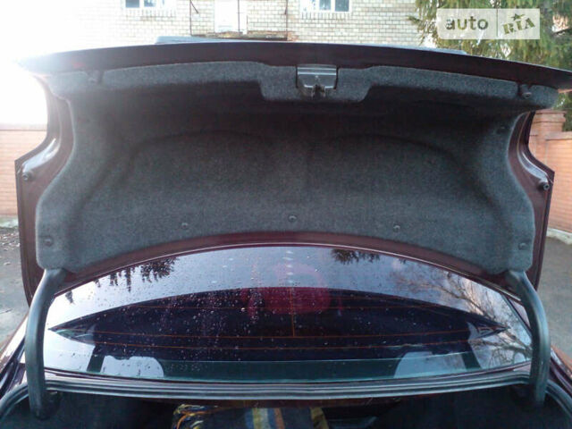 Красный Тойота Авенсис, объемом двигателя 1.8 л и пробегом 275 тыс. км за 7200 $, фото 25 на Automoto.ua