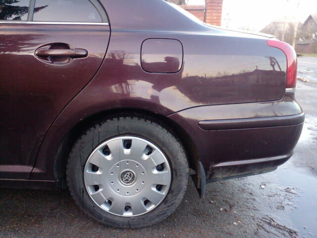 Красный Тойота Авенсис, объемом двигателя 1.8 л и пробегом 275 тыс. км за 7200 $, фото 13 на Automoto.ua