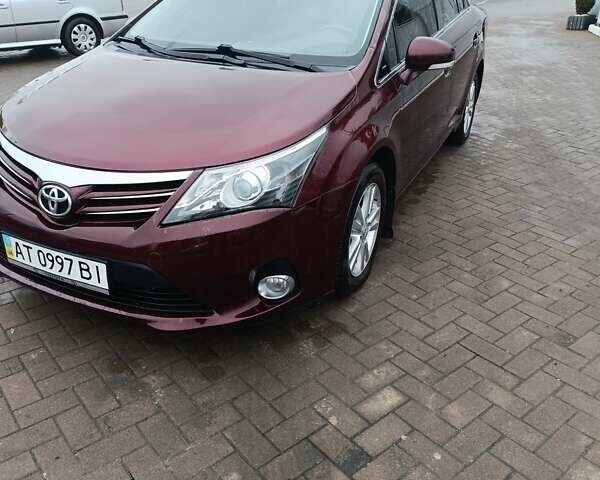 Красный Тойота Авенсис, объемом двигателя 1.8 л и пробегом 220 тыс. км за 9700 $, фото 25 на Automoto.ua