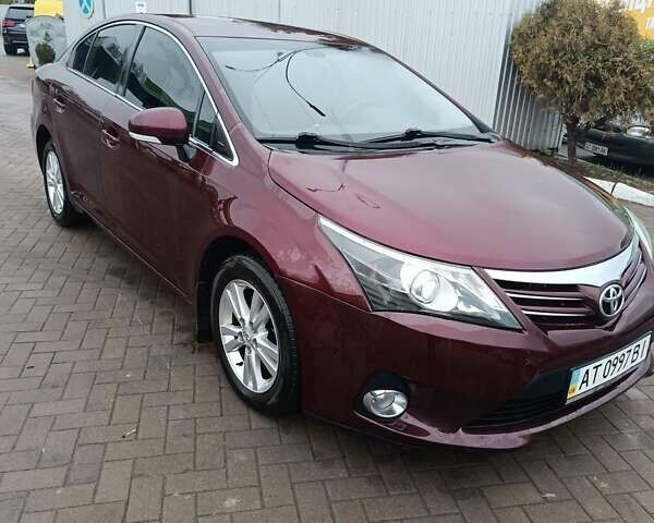 Красный Тойота Авенсис, объемом двигателя 1.8 л и пробегом 220 тыс. км за 9700 $, фото 21 на Automoto.ua