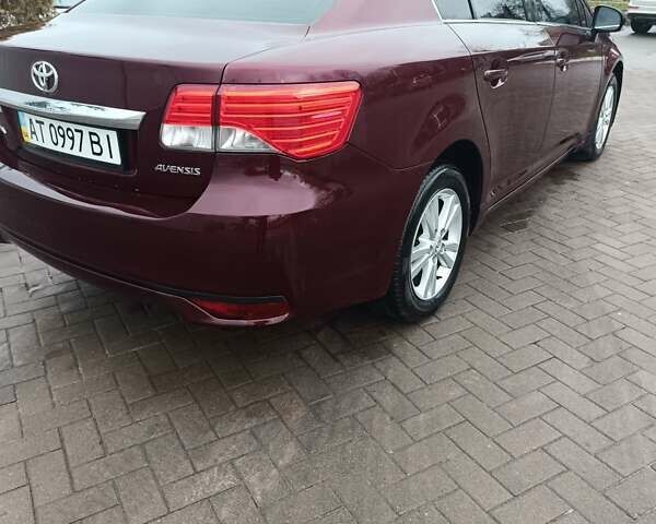 Красный Тойота Авенсис, объемом двигателя 1.8 л и пробегом 220 тыс. км за 9700 $, фото 17 на Automoto.ua
