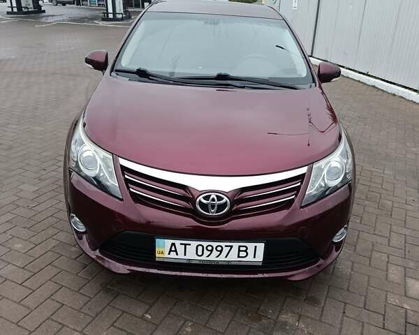 Красный Тойота Авенсис, объемом двигателя 1.8 л и пробегом 220 тыс. км за 9700 $, фото 24 на Automoto.ua
