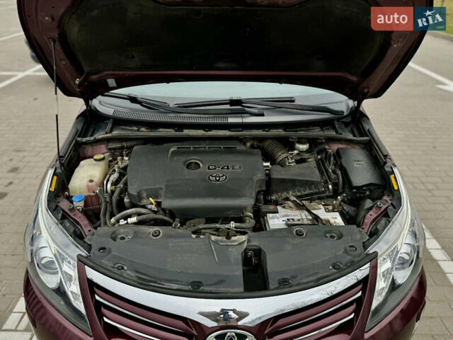 Красный Тойота Авенсис, объемом двигателя 2.01 л и пробегом 195 тыс. км за 11500 $, фото 8 на Automoto.ua