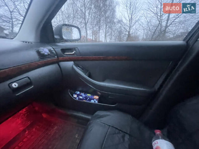 Червоний Тойота Авенсіс, об'ємом двигуна 1.79 л та пробігом 326 тис. км за 3800 $, фото 13 на Automoto.ua