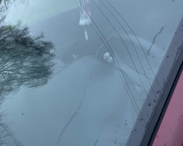 Червоний Тойота Авенсіс, об'ємом двигуна 1.79 л та пробігом 326 тис. км за 3800 $, фото 26 на Automoto.ua