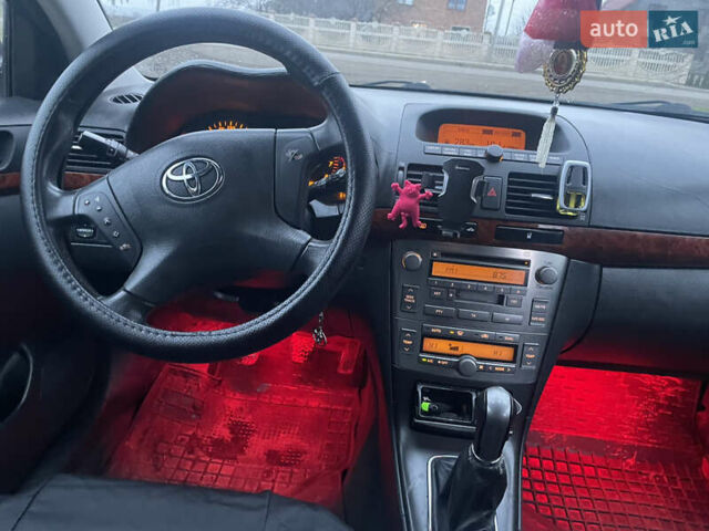 Червоний Тойота Авенсіс, об'ємом двигуна 1.79 л та пробігом 326 тис. км за 3800 $, фото 9 на Automoto.ua