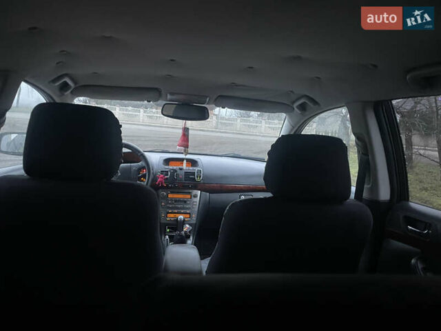 Червоний Тойота Авенсіс, об'ємом двигуна 1.79 л та пробігом 326 тис. км за 3800 $, фото 23 на Automoto.ua