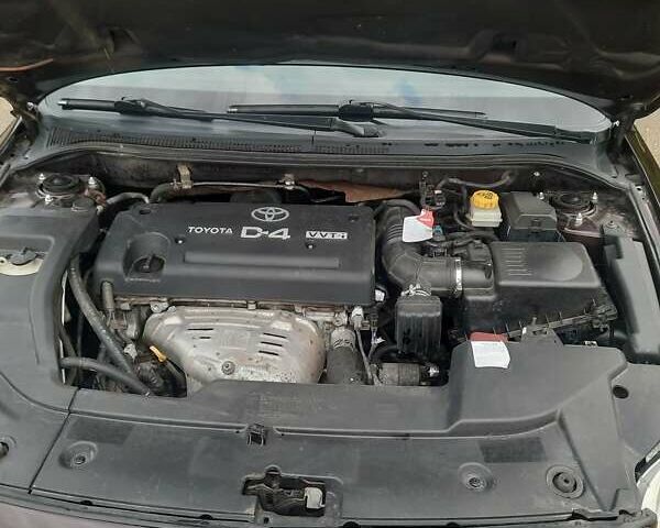 Червоний Тойота Авенсіс, об'ємом двигуна 2 л та пробігом 232 тис. км за 7300 $, фото 25 на Automoto.ua