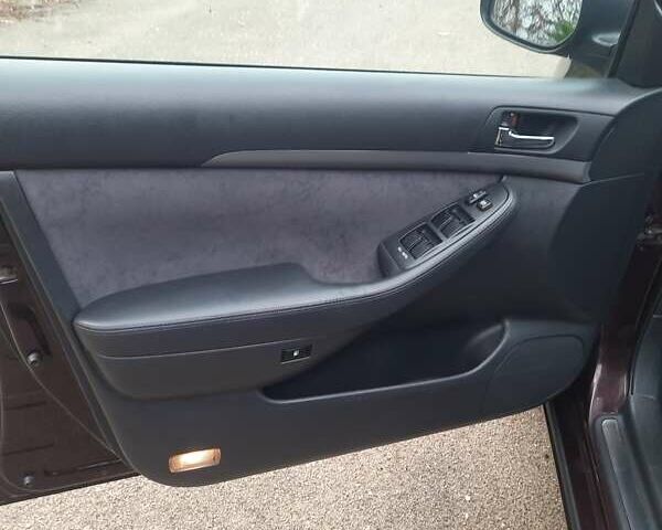 Червоний Тойота Авенсіс, об'ємом двигуна 2 л та пробігом 232 тис. км за 7300 $, фото 16 на Automoto.ua