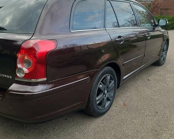 Червоний Тойота Авенсіс, об'ємом двигуна 2 л та пробігом 232 тис. км за 7300 $, фото 7 на Automoto.ua