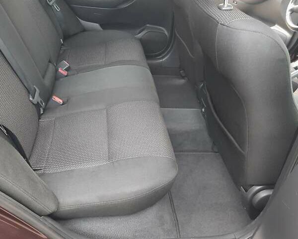 Червоний Тойота Авенсіс, об'ємом двигуна 2 л та пробігом 232 тис. км за 7300 $, фото 14 на Automoto.ua