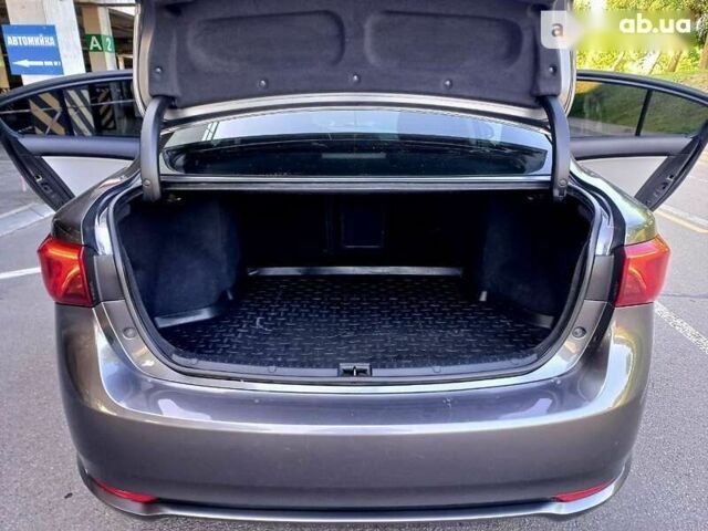 Тойота Авенсис, объемом двигателя 1.8 л и пробегом 93 тыс. км за 17500 $, фото 27 на Automoto.ua