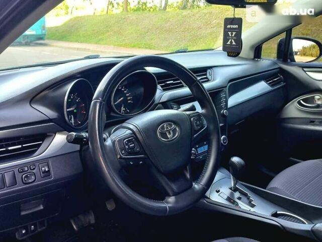 Тойота Авенсис, объемом двигателя 1.8 л и пробегом 93 тыс. км за 17500 $, фото 16 на Automoto.ua