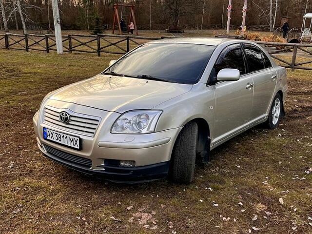 Тойота Авенсіс, об'ємом двигуна 2 л та пробігом 251 тис. км за 5700 $, фото 5 на Automoto.ua