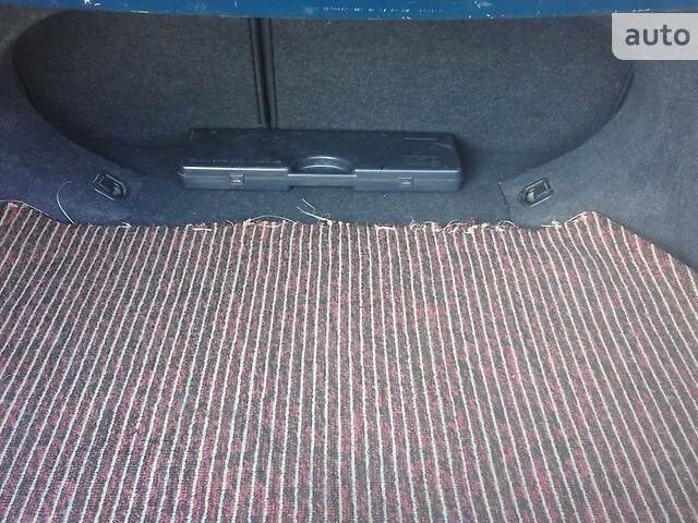 Тойота Авенсіс, об'ємом двигуна 2 л та пробігом 331 тис. км за 5100 $, фото 2 на Automoto.ua