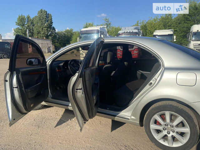 Тойота Авенсис, объемом двигателя 1.8 л и пробегом 245 тыс. км за 6500 $, фото 16 на Automoto.ua