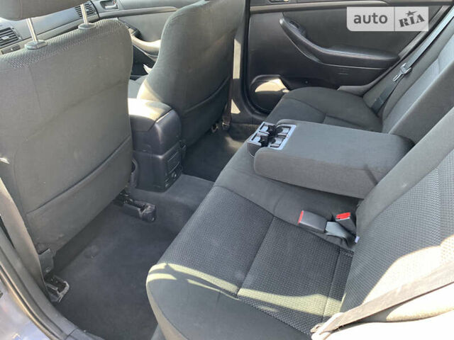 Тойота Авенсис, объемом двигателя 2.23 л и пробегом 320 тыс. км за 5000 $, фото 4 на Automoto.ua