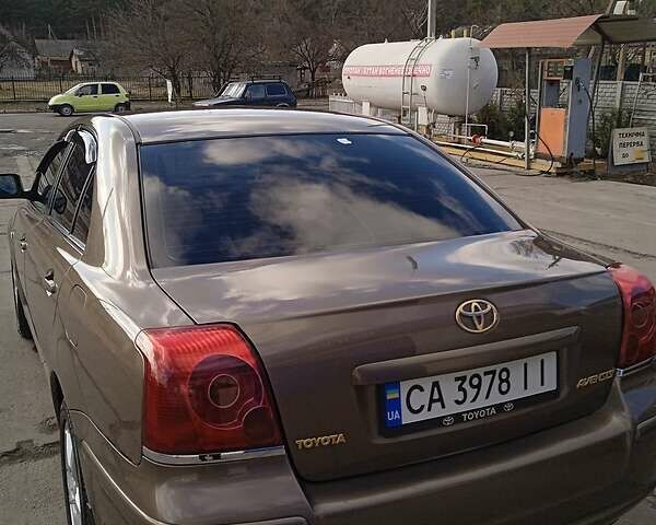 Тойота Авенсіс, об'ємом двигуна 1.8 л та пробігом 220 тис. км за 6200 $, фото 3 на Automoto.ua