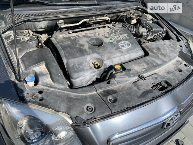 Тойота Авенсис, объемом двигателя 2.23 л и пробегом 320 тыс. км за 5000 $, фото 1 на Automoto.ua