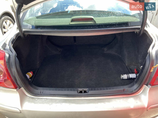 Тойота Авенсис, объемом двигателя 2.2 л и пробегом 225 тыс. км за 6600 $, фото 3 на Automoto.ua