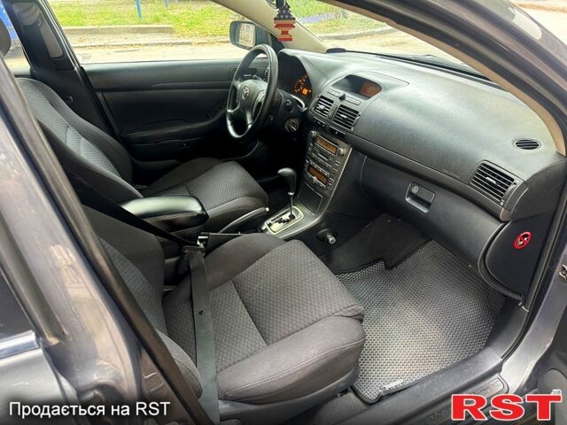 Тойота Авенсис, объемом двигателя 2 л и пробегом 206 тыс. км за 4400 $, фото 5 на Automoto.ua