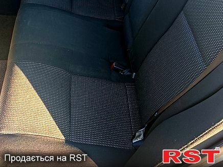 Тойота Авенсис, объемом двигателя 1.8 л и пробегом 215 тыс. км за 6350 $, фото 6 на Automoto.ua